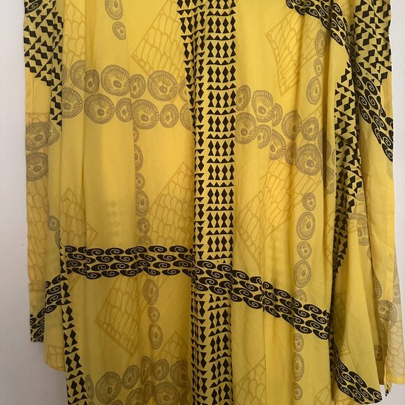 Kamahoaliʻi Yellow and Black Dress - Picture 2 of 4